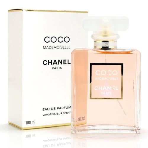 Chanel Bleu de Chanel Eau de Parfum bottle